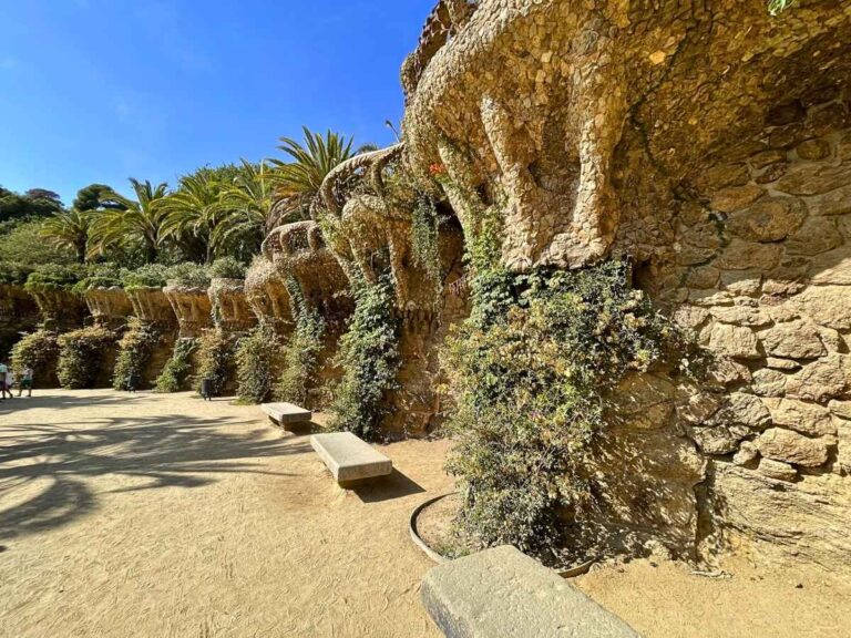 Barcelona in August: Weather, Events, Tips, & More