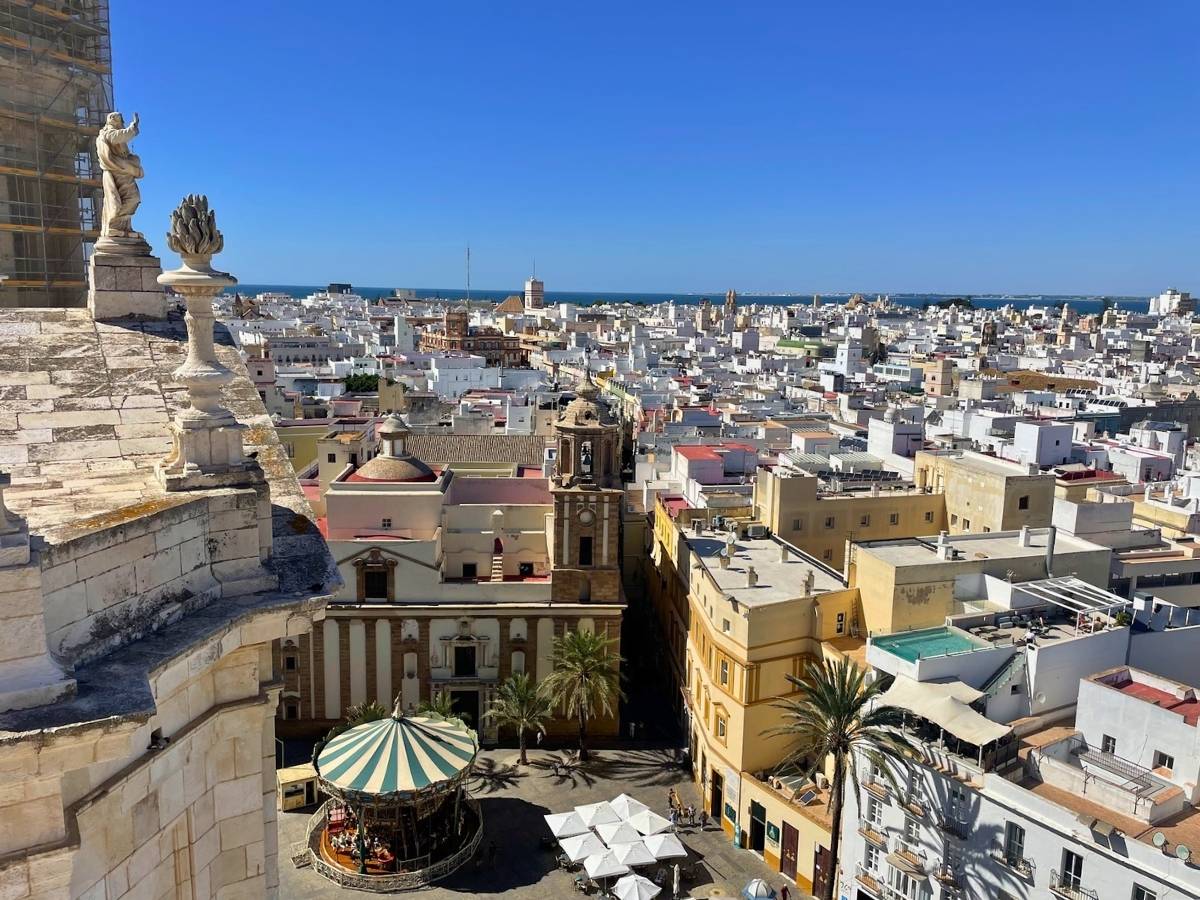 Panoramic view over the whitewashed rooftops of Cádiz from the cathedral bell tower
